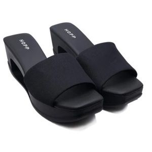 Hopp Studios Limbo Mule size 8